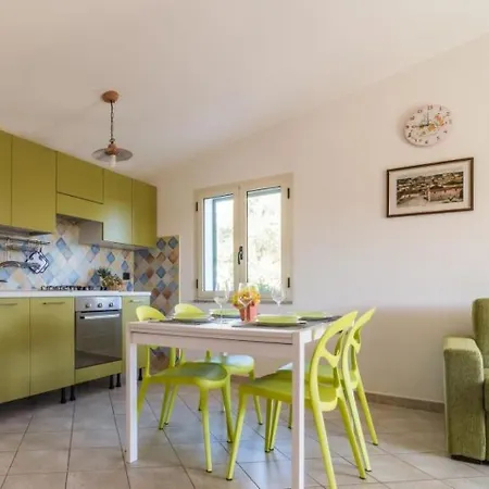 Locazione Turistica Casa Fuile 1 *